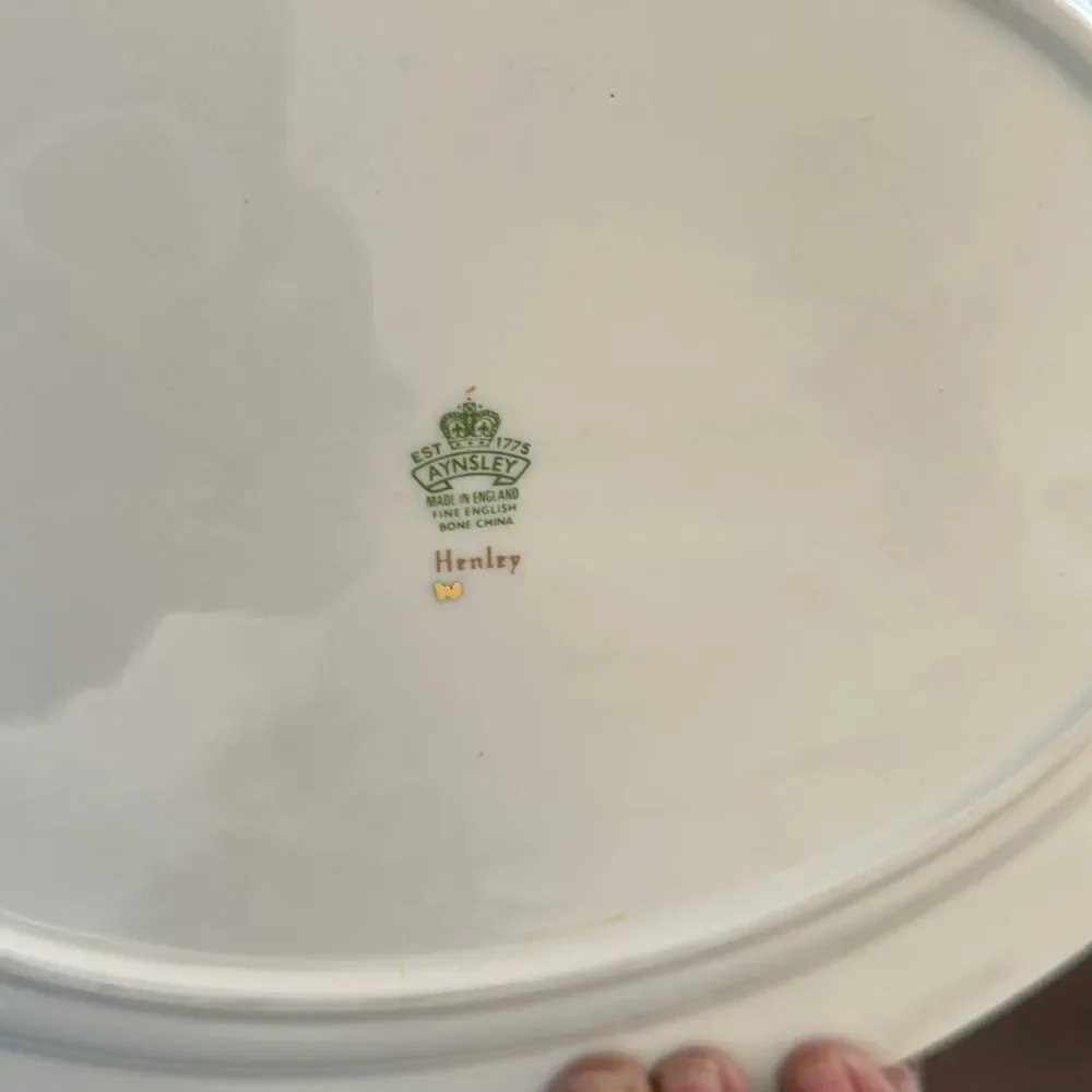 AYNSLEY Henley Oval Platter Dinnerware